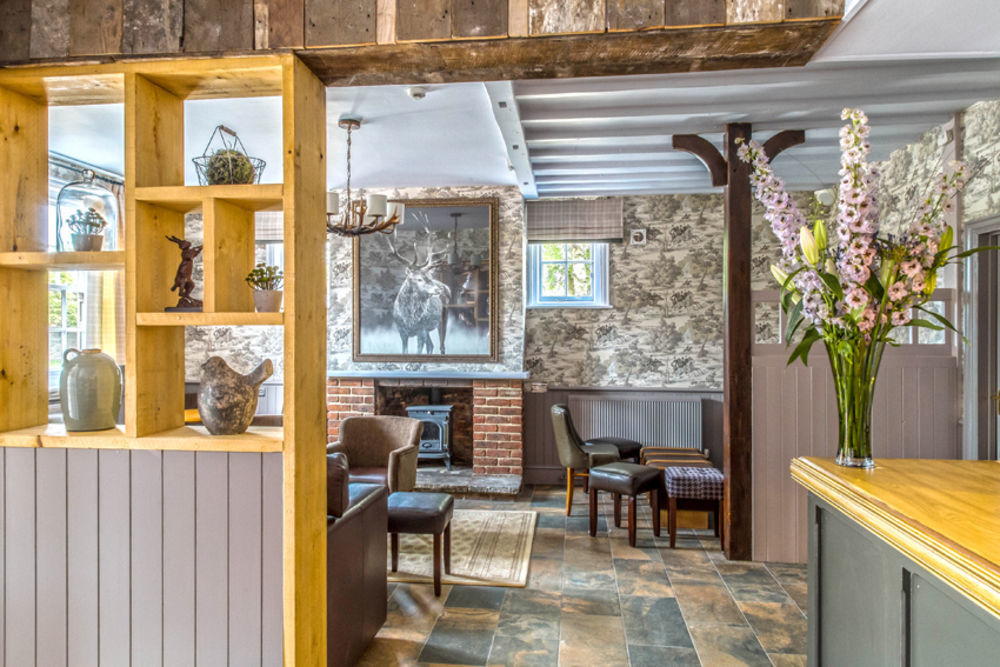 The Poacher Inn Хук Екстериор снимка