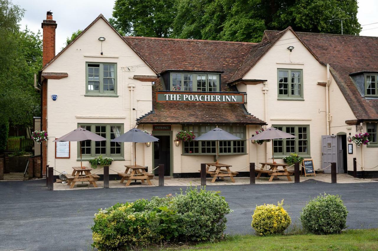 The Poacher Inn Хук Екстериор снимка