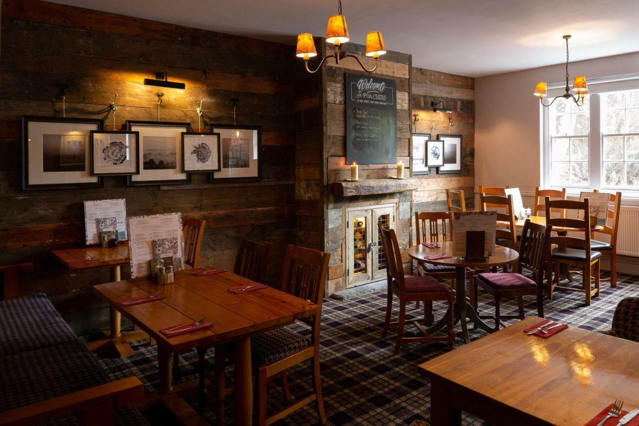 The Poacher Inn Хук Екстериор снимка